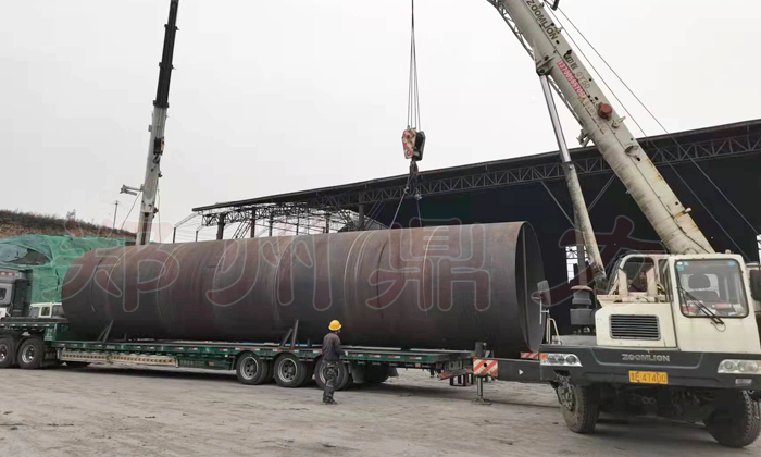 山西煤泥烘干機項目吊裝圖片